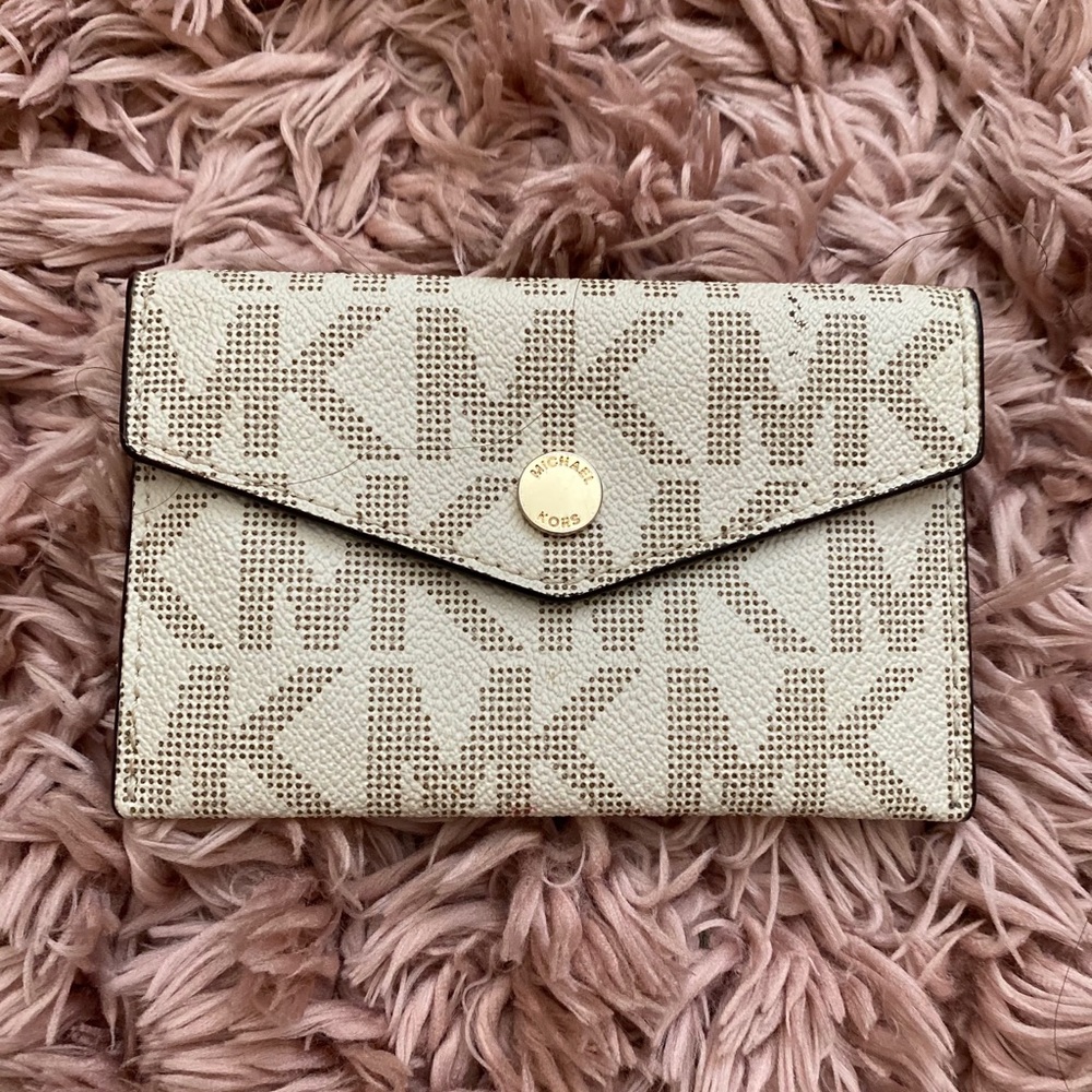 Michael kors small wallet